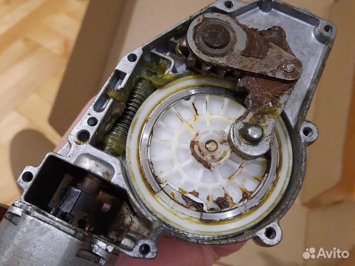 Моторчик заднего дворника Ford focus2 хэтчбэк