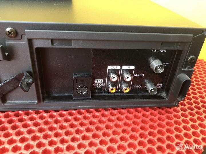 Z 8327 Видеомагнитофон SVR-18A