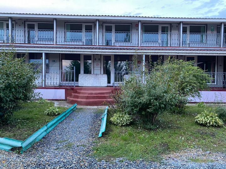 Гостиница, 1000 м²