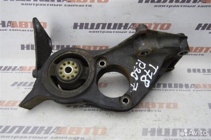 Кронштейн промежуточного вала Peugeot 307 хэтчбек