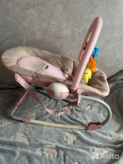 Шезлонг детский