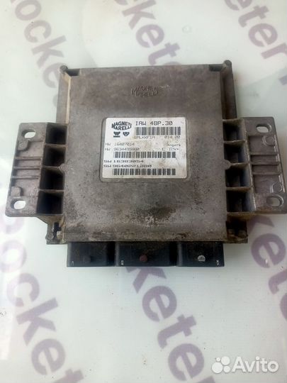 Блок управления двс Peugeot 406 2.0