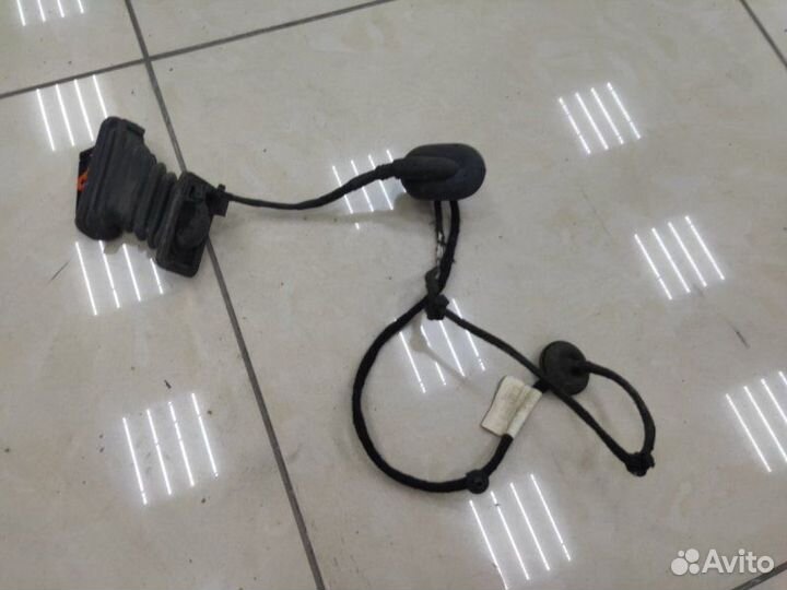 Проводка двери задняя левая Volkswagen Passat B6