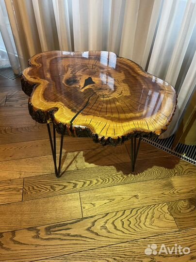 Журнальный стол