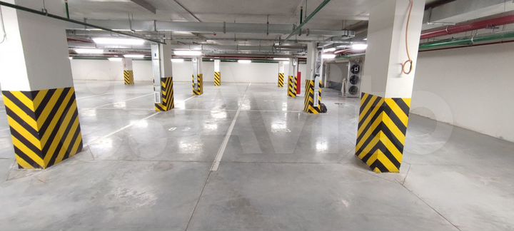 Машиноместо, 18 м²