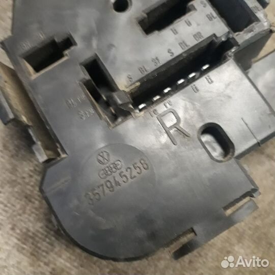 Плата заднего правого фонаря VW Пассат Б3 седан