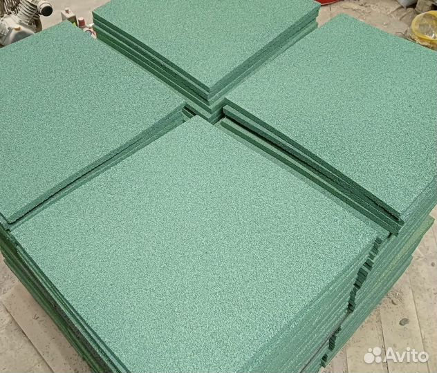 Резиновая плитка 1000х1000 ГОСТ горячее прессовани