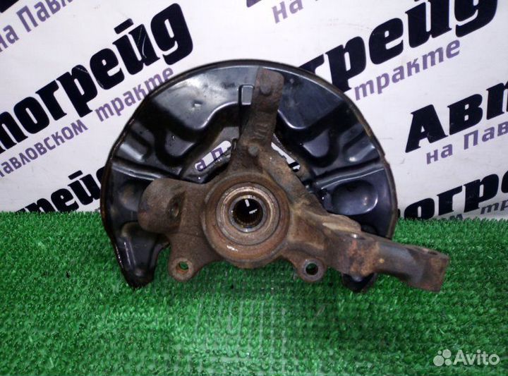 Ступица передняя левая Toyota Avensis AZT251