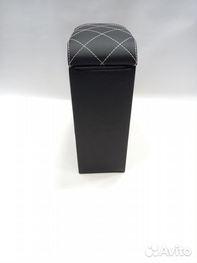 Лада ваз 2101-07 Бар подлокотник с белой строчкой