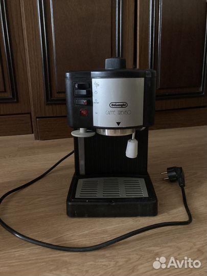 Кофеварка рожковая De'Longhi Bar 14