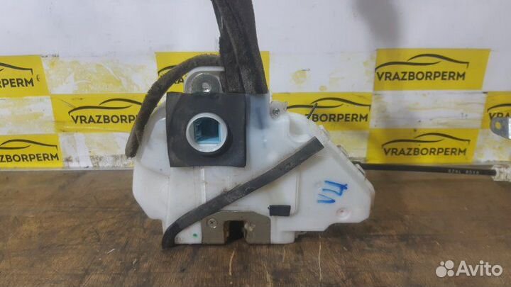 Замок двери передний левый Honda Pilot J35Z4 2009