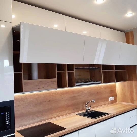 Кухня прямая с подсветкой на заказ