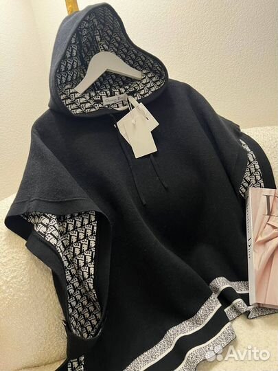 Пончо dior 2 цвета