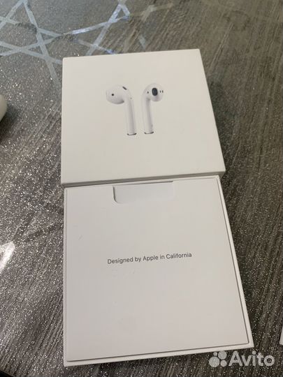 Наушники Airpods