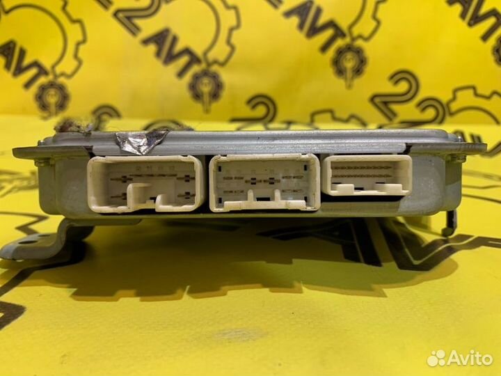 Блок управления рулевой рейкой Lexus Gs430 UZS190