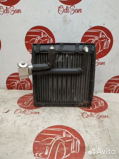 Испаритель кондиционера салонный Nissan Navara D40