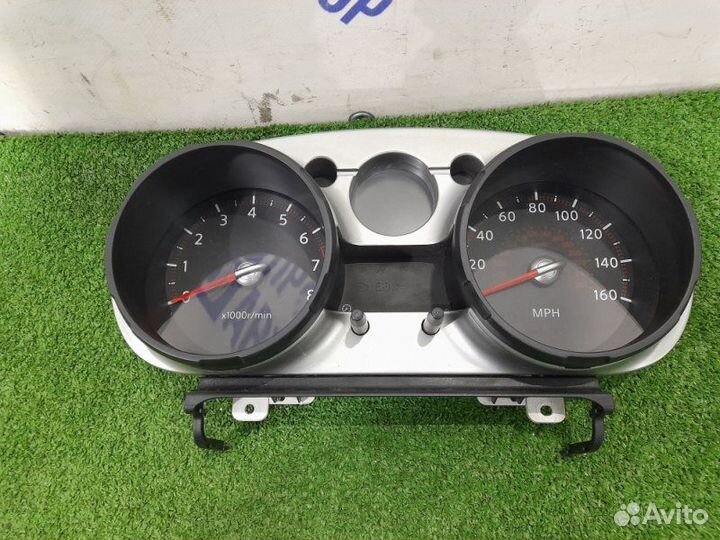 Панель приборов Nissan Qashqai кроссовер 1.6