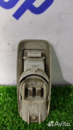 Повторитель левый Nissan Teana J31 седан 2.3