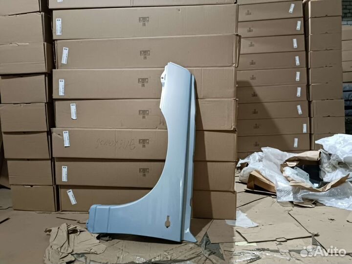 Крыло левое ваз 2110 2112 цвет Кристалл