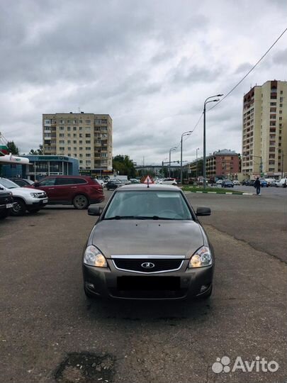 Инструктор по вождению категории В (Лада Приора)