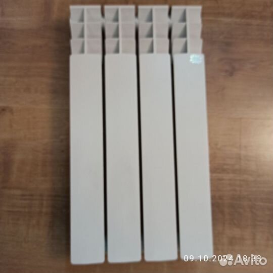 Биметаллический радиатор 4 секции