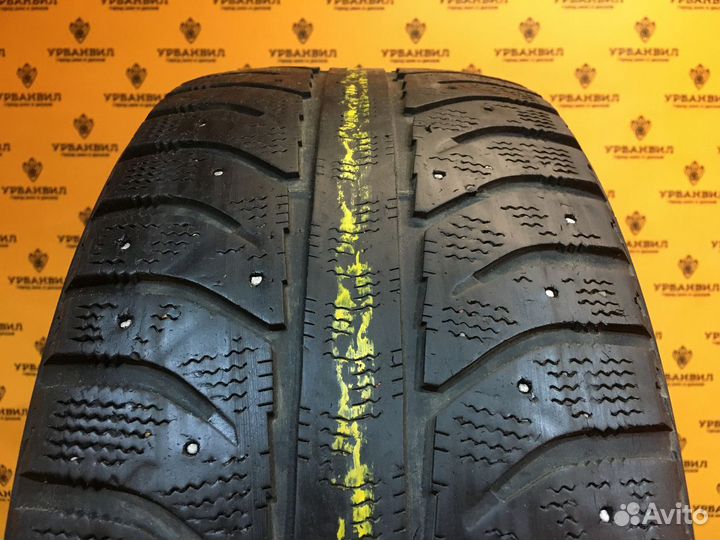 Bridgestone Ice Cruiser 7000 215/50 R17 91T