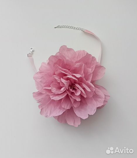 Чокер с цветком розовый