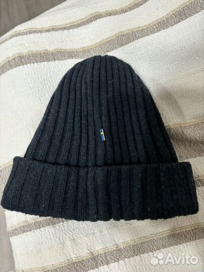 Мужская шапка