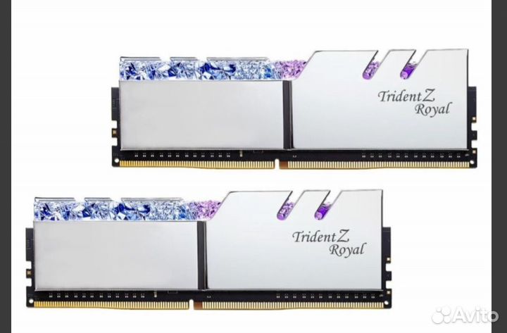 Ddr4 64gb G skill trident z royal