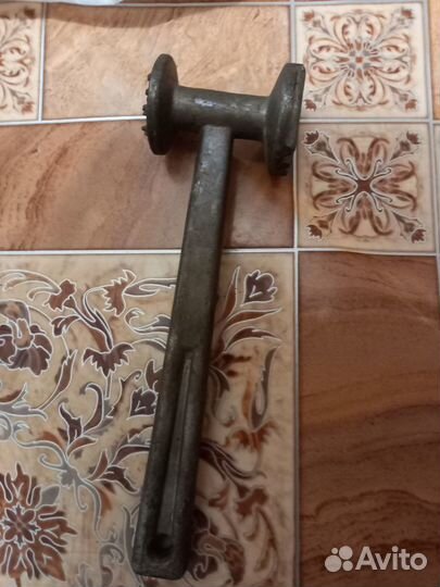 Арт-2.04) Молоток для мяса б\у, целый