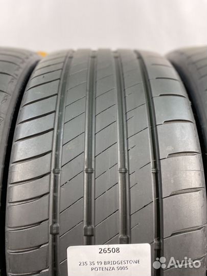 Bridgestone Potenza S005 235/35 R19 84Y