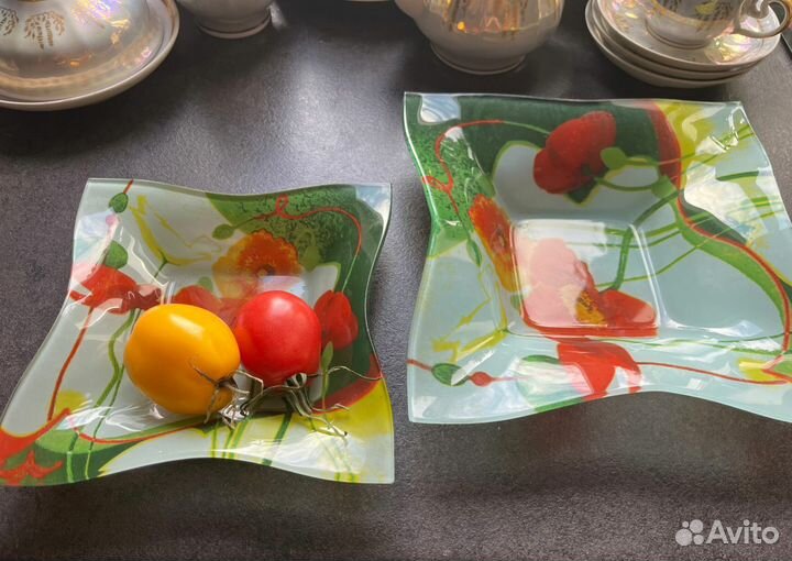 Тарелки из гнутого стекла
