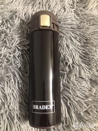 Термос-бутылка с замком Bradex