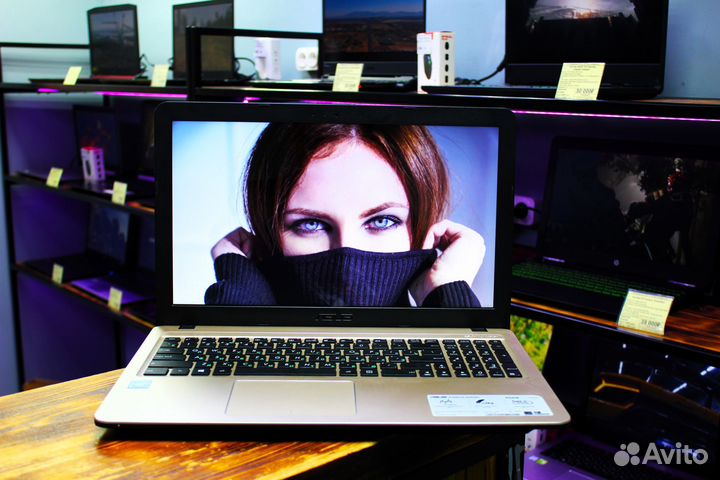Ноутбук Asus. Для дома/учёбы