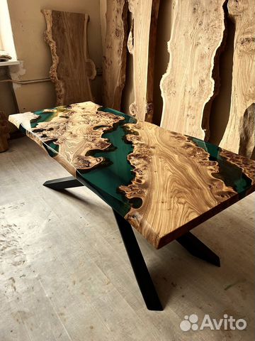 Обеденный стол из слэбов дерева карагач