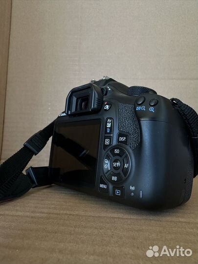 Зеркальный фотоаппарат canon eos 1300d