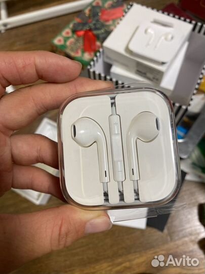 Наушники apple