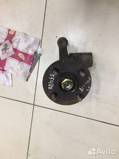 Кулак поворотный задний правый Hyundai Accent