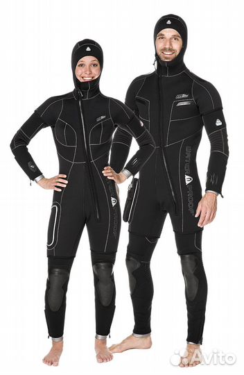 Женская куртка утеплитель с встроенным шлемом W Ov