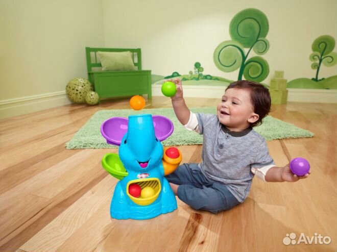 Слоник-фонтан с весёлыми шариками