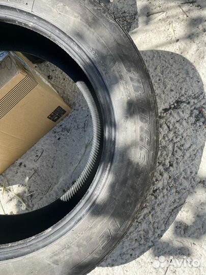 Bridgestone Dueler A/T 225/60 R17 и 225/60 R17 60H