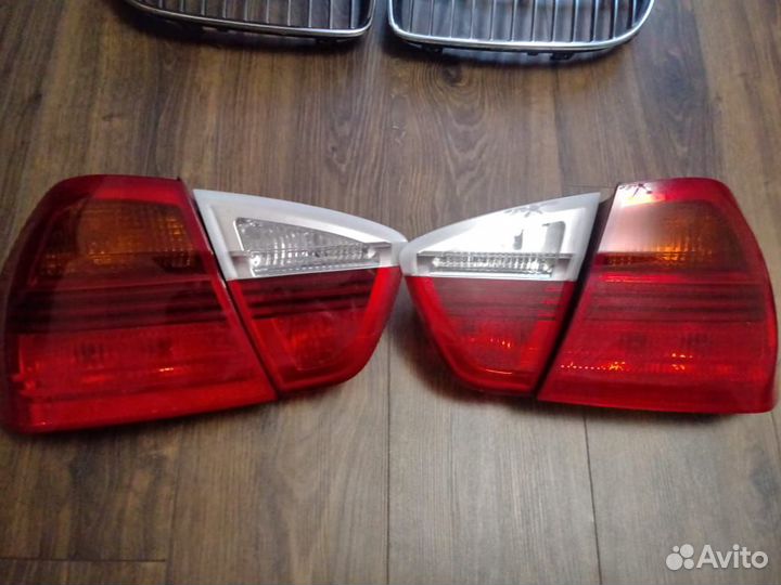 Фонари задние