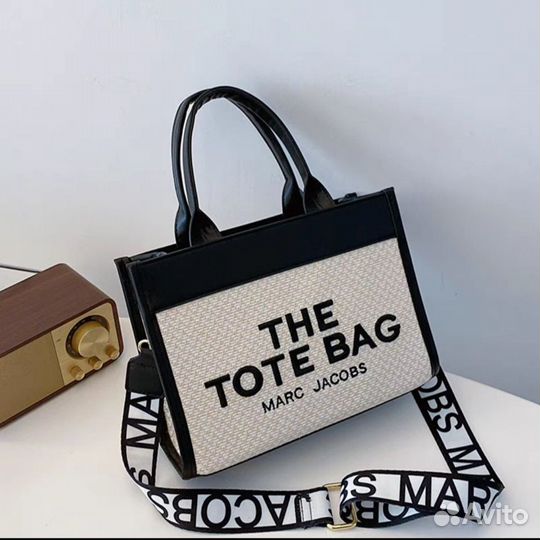 Marc jacobs the tote bag