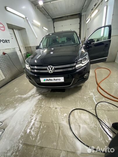 Volkswagen Tiguan 2.0 AT, 2012, 125 000 км