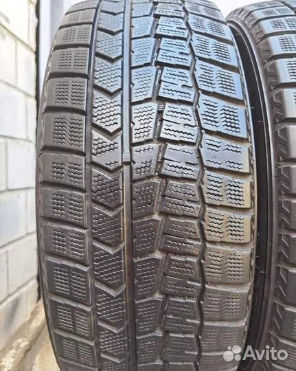 Dunlop Winter Maxx WM02 215/55 R17 94Q