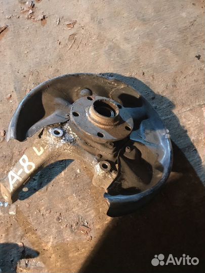 Поворотный кулак Ауди а8 D3