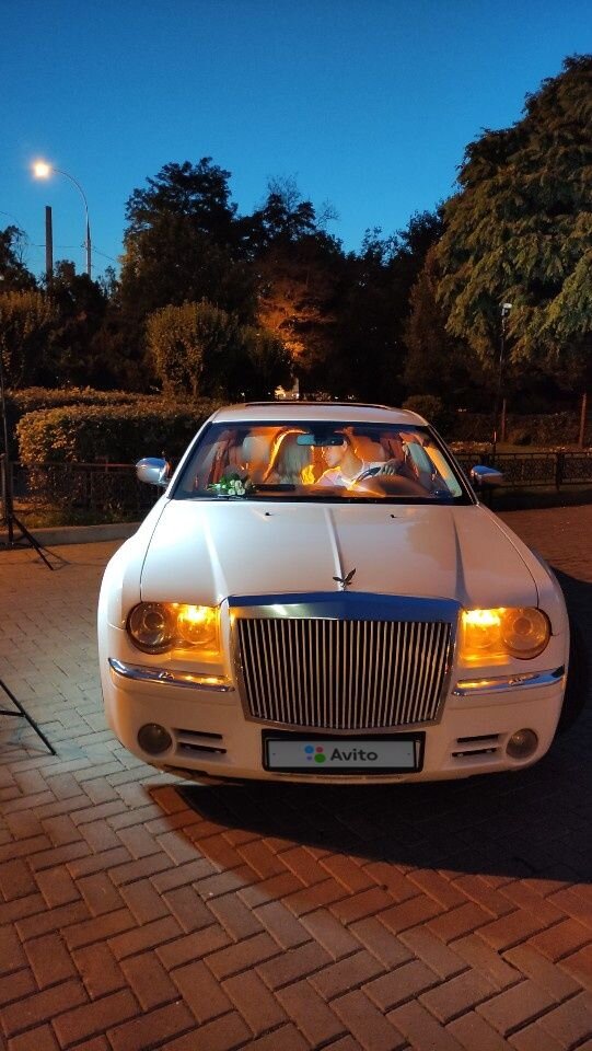 Chrysler 300C: фото владельца