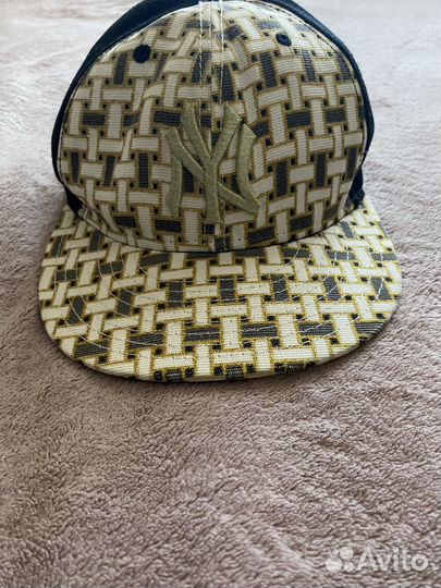 Бейсболка new era