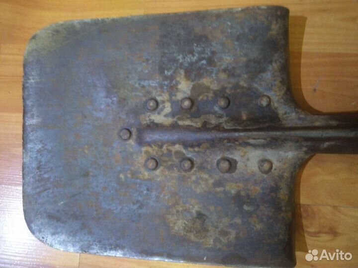 Лопата старинная клепаная