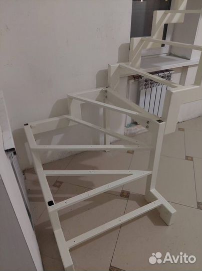 Лестница на второй этаж